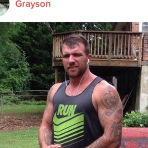 Meet your Posher, Grayson